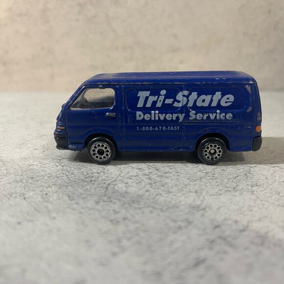 Assorted Motormax, Yatming and McToy Diecast Toy Vehicles - Lot of 8 - Used - Picture 9 of 11